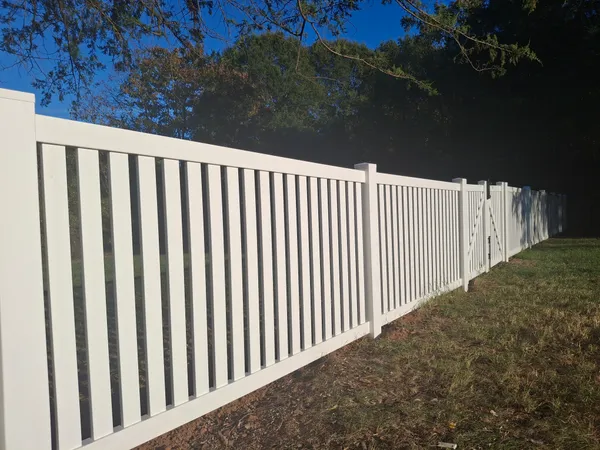 Vinyl Pool Fence