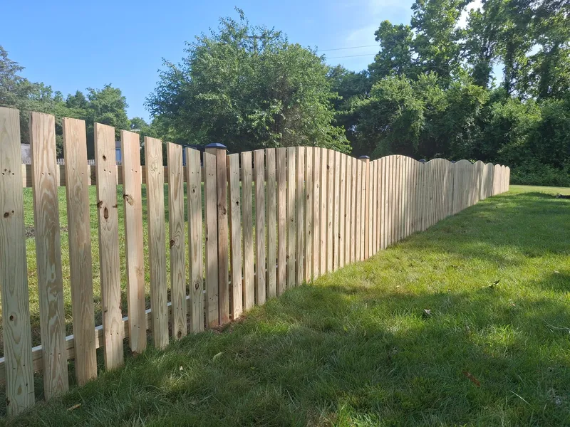 Arched Picket Wood Fence in Bealeton VA