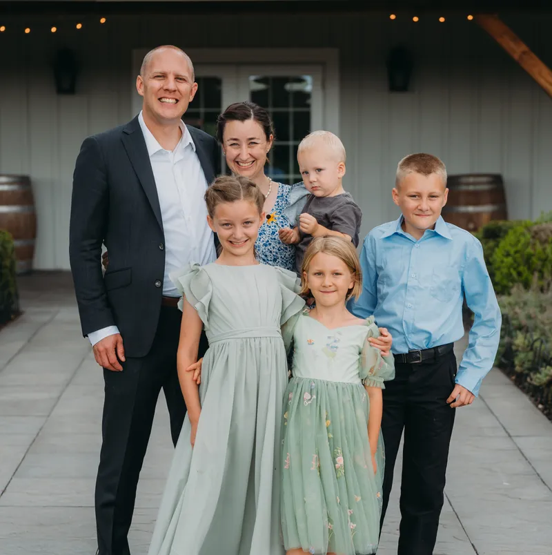 Mike and his family